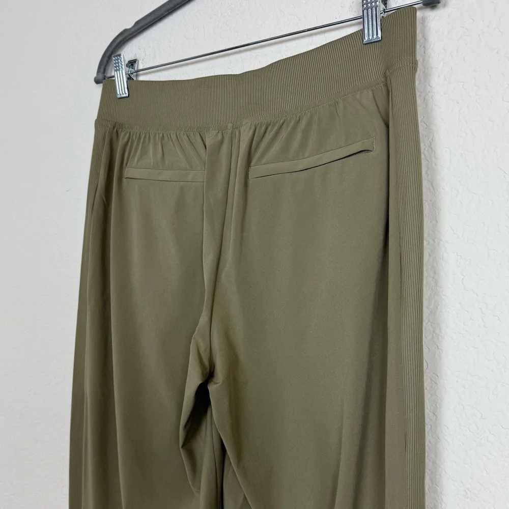 Brooklyn Mid Rise Ankle Pant in‎ Moss Green - Picture 12 of 15